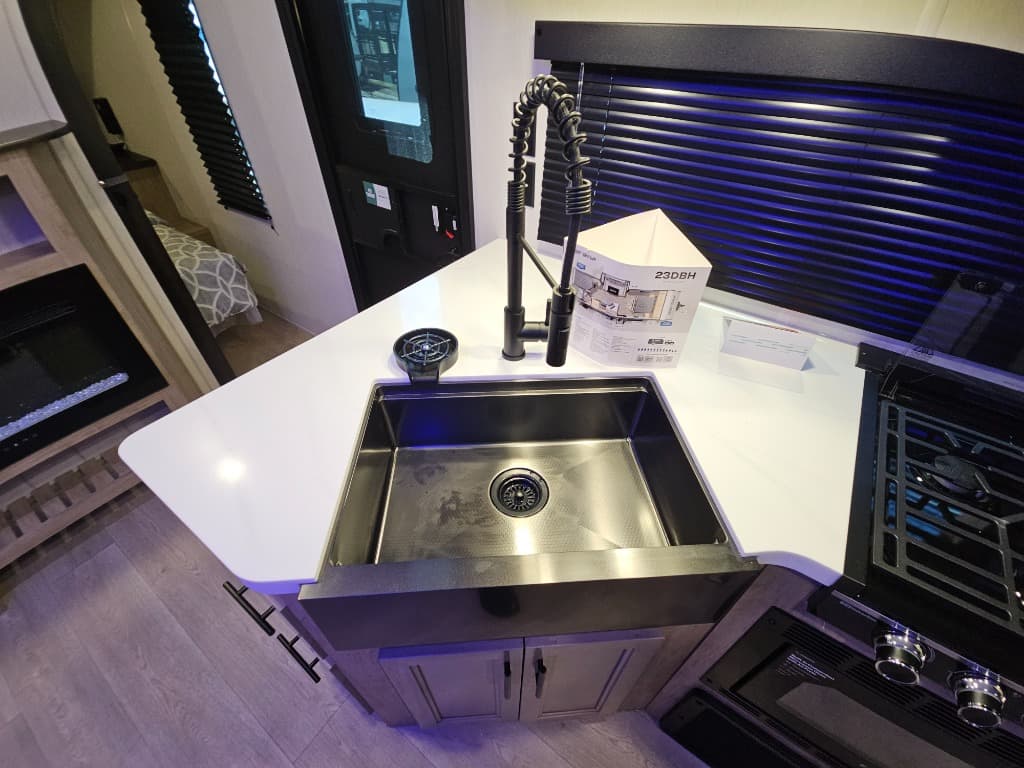 2026 Forest River 2026 Forest River Cherokee Grey Wolf Black Label - thumbnail 21