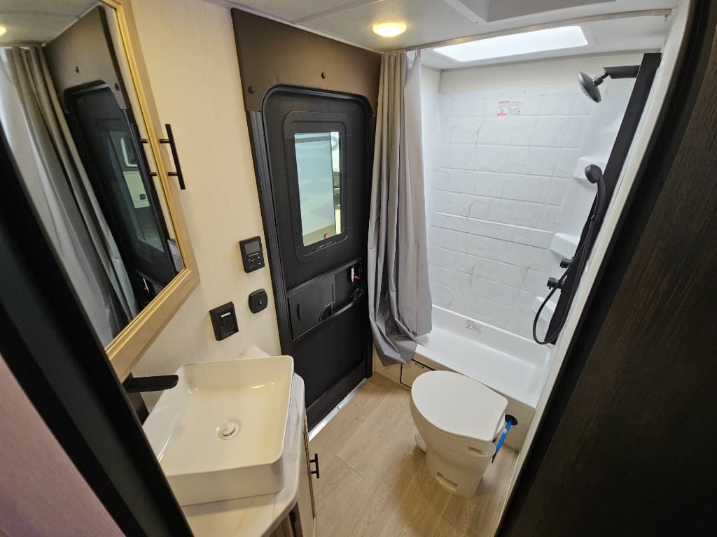 2026 Forest River 2026 Forest River Cherokee Grey Wolf Black Label - thumbnail 28