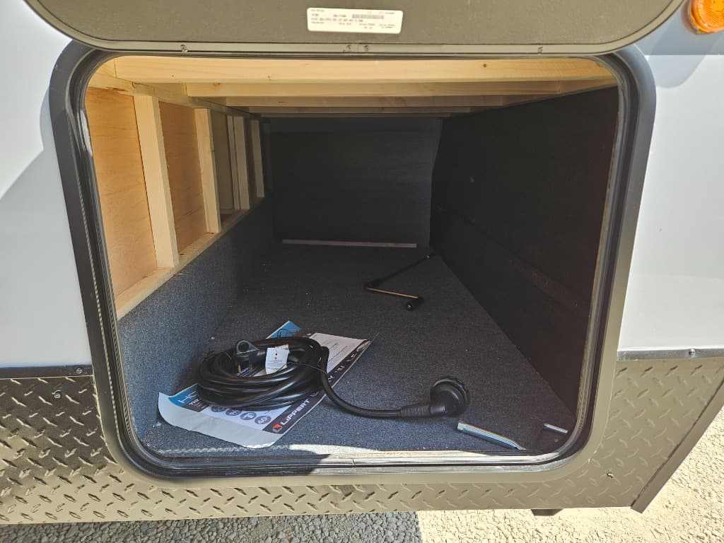 2026 Forest River 2026 Forest River Cherokee Grey Wolf Black Label - thumbnail 37