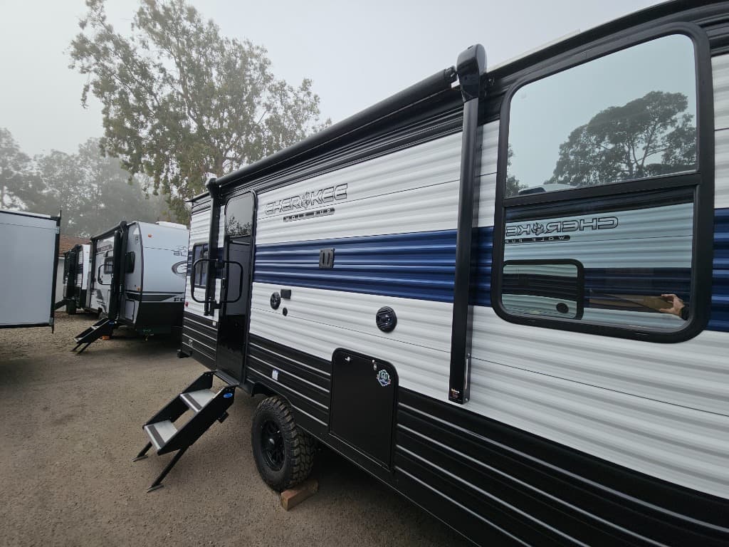 2026 Forest River RV 2026 Forest River RV Cherokee Wolf Pup - thumbnail 32