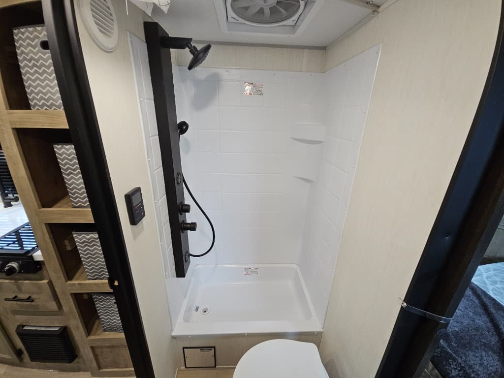 2026 Forest River 2026 Forest River Cherokee Wolf Pup Black Label - thumbnail 21