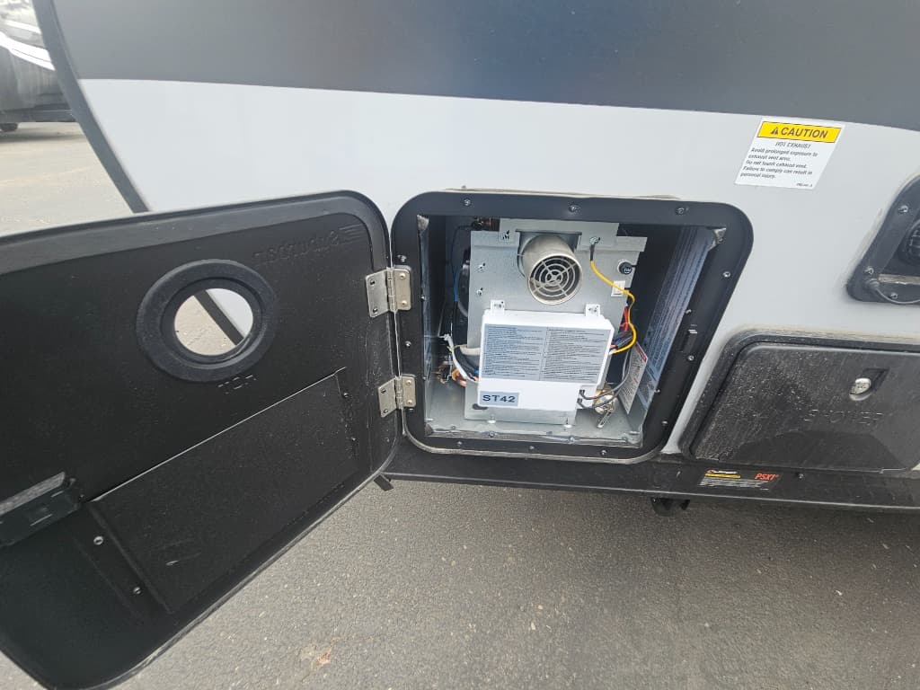 2026 Forest River 2026 Forest River Cherokee Wolf Pup Black Label - thumbnail 44