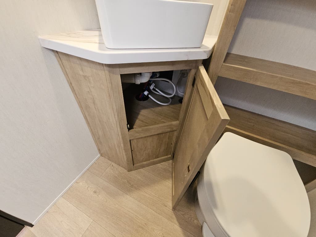 2026 Forest River RV 2026 Forest River RV Cherokee Grey Wolf Black Label - thumbnail 32