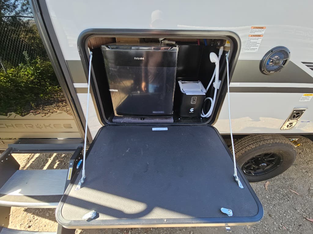 2026 Forest River RV 2026 Forest River RV Cherokee Grey Wolf Black Label - thumbnail 43