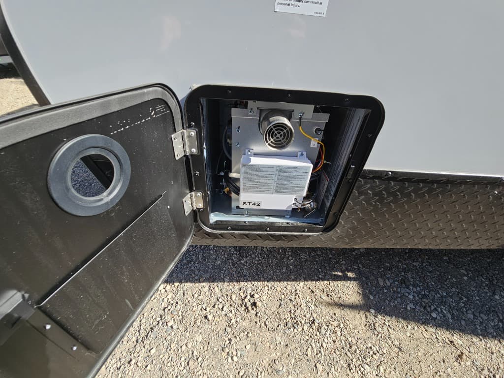 2026 Forest River RV 2026 Forest River RV Cherokee Grey Wolf Black Label - thumbnail 53