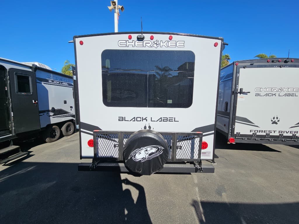 2026 Forest River 2026 Forest River Cherokee Grey Wolf Black Label - thumbnail 4
