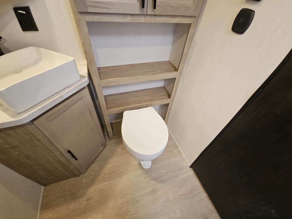 2026 Forest River 2026 Forest River Cherokee Grey Wolf Black Label - thumbnail 27