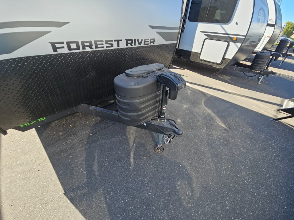 2026 Forest River 2026 Forest River Cherokee Grey Wolf Black Label - thumbnail 37