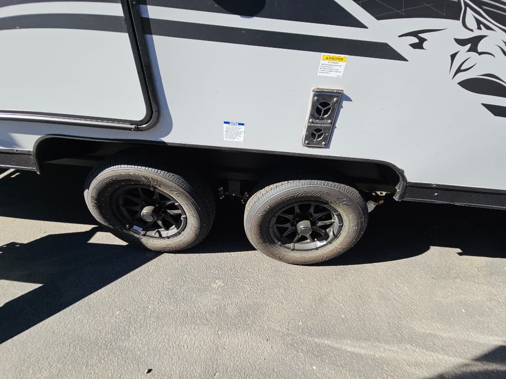 2026 Forest River 2026 Forest River Cherokee Grey Wolf Black Label - thumbnail 42