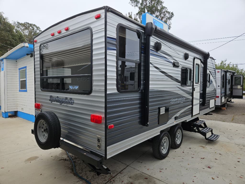 2018 Keystone RV 2018 Keystone RV Springdale - thumbnail 2