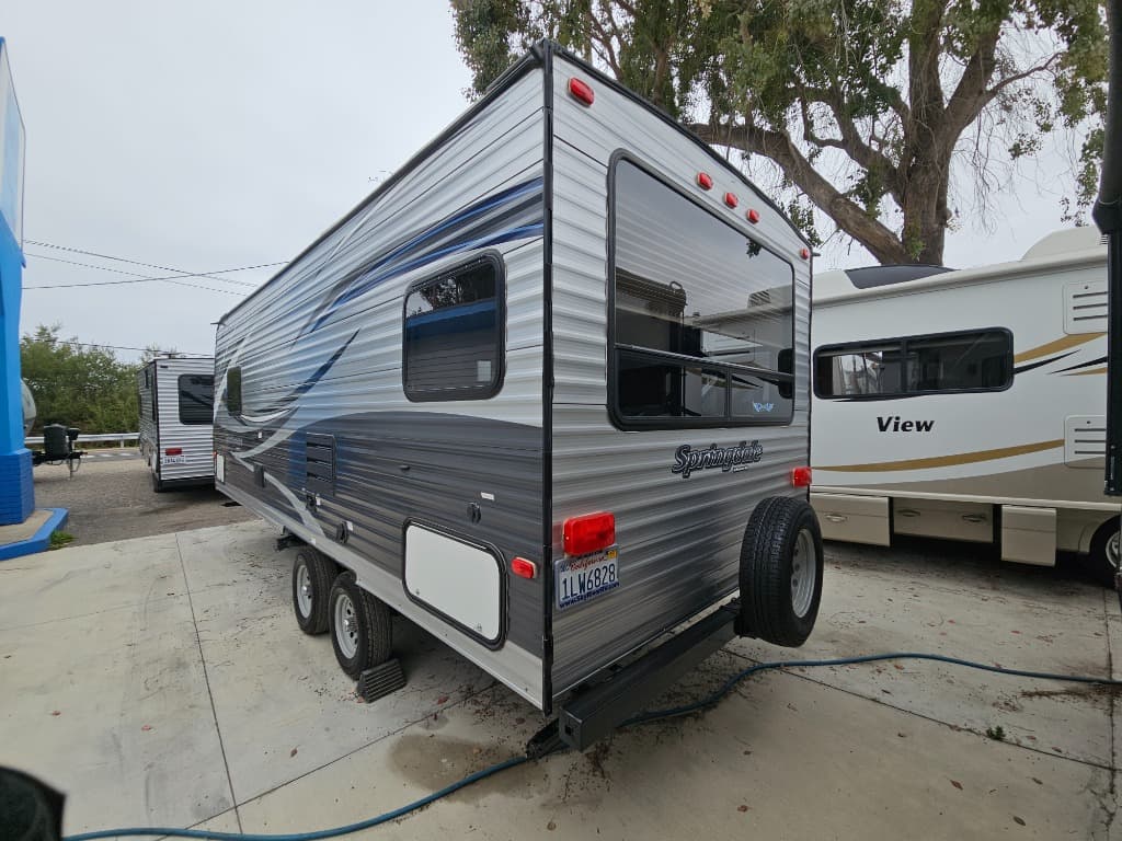 2018 Keystone RV 2018 Keystone RV Springdale - thumbnail 3