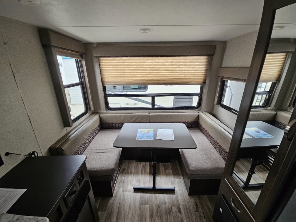 2018 Keystone RV 2018 Keystone RV Springdale - thumbnail 15