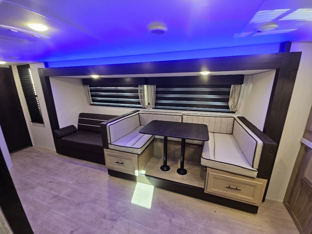 2026 Forest River RV 2026 Forest River RV Cherokee Grey Wolf - thumbnail 8