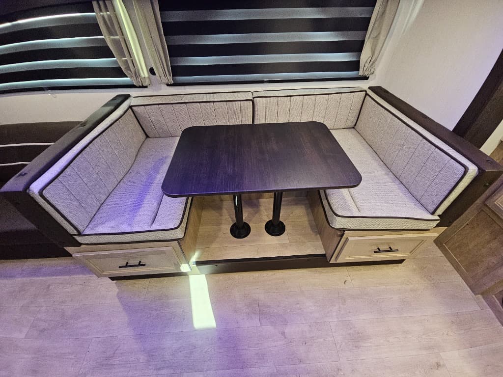 2026 Forest River RV 2026 Forest River RV Cherokee Grey Wolf - thumbnail 10