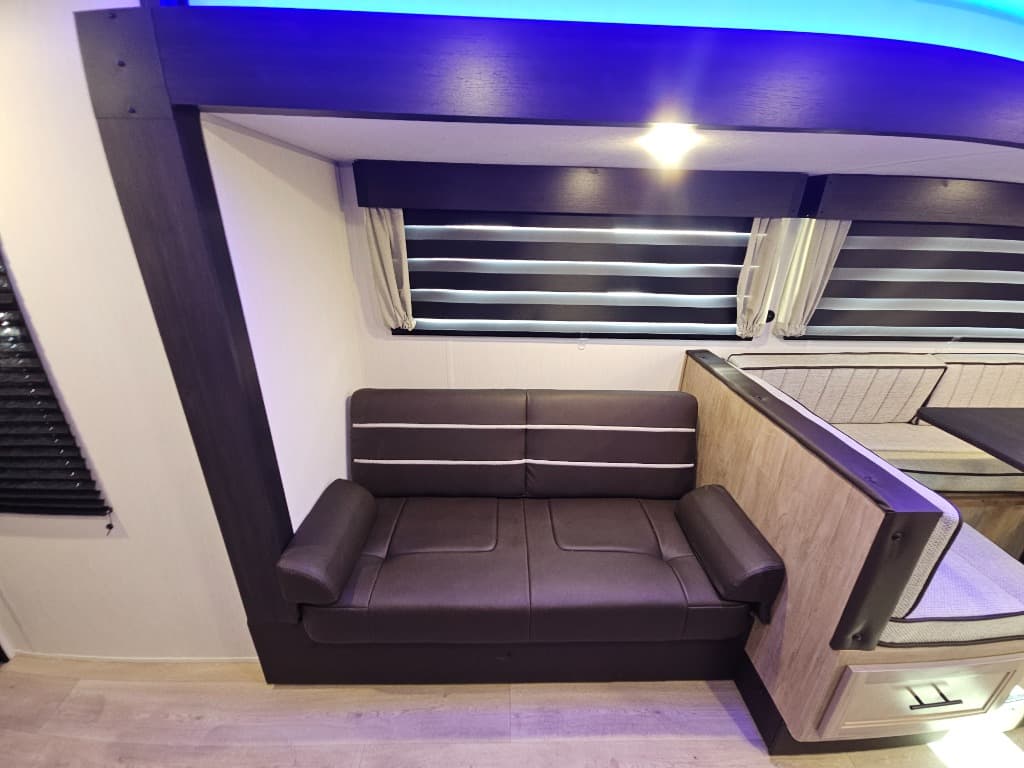 2026 Forest River RV 2026 Forest River RV Cherokee Grey Wolf - thumbnail 12