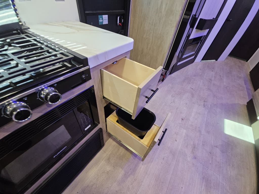 2026 Forest River RV 2026 Forest River RV Cherokee Grey Wolf - thumbnail 23