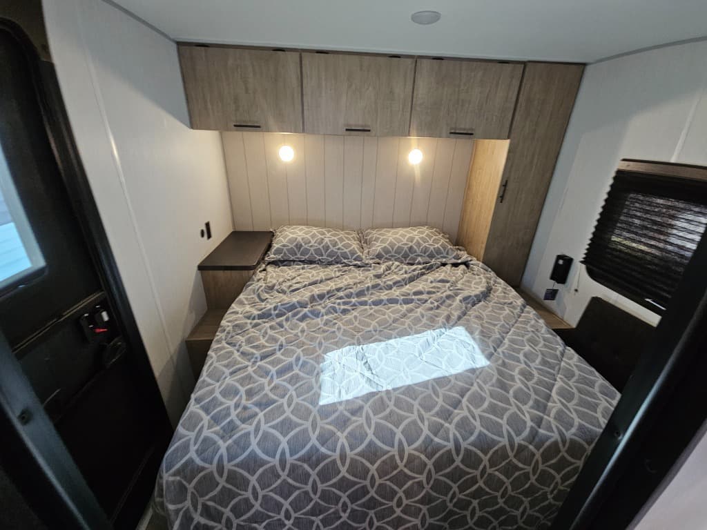 2026 Forest River RV 2026 Forest River RV Cherokee Grey Wolf - thumbnail 35