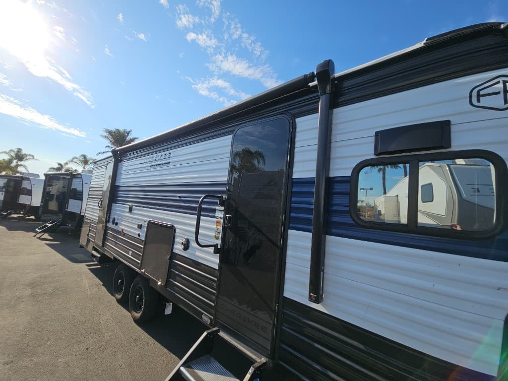 2026 Forest River RV 2026 Forest River RV Cherokee Grey Wolf - thumbnail 42