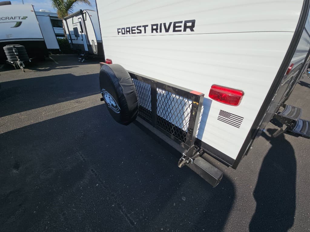 2026 Forest River RV 2026 Forest River RV Cherokee Grey Wolf - thumbnail 53