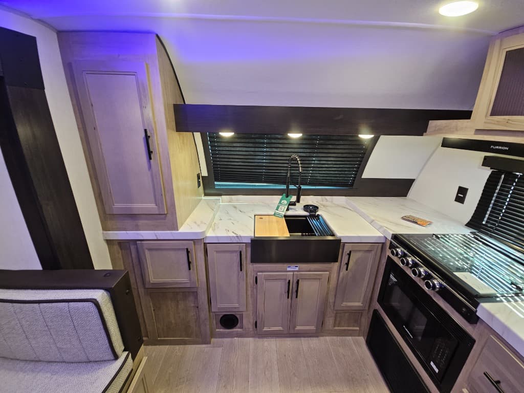 2026 Forest River 2026 Forest River Cherokee Grey Wolf - thumbnail 15