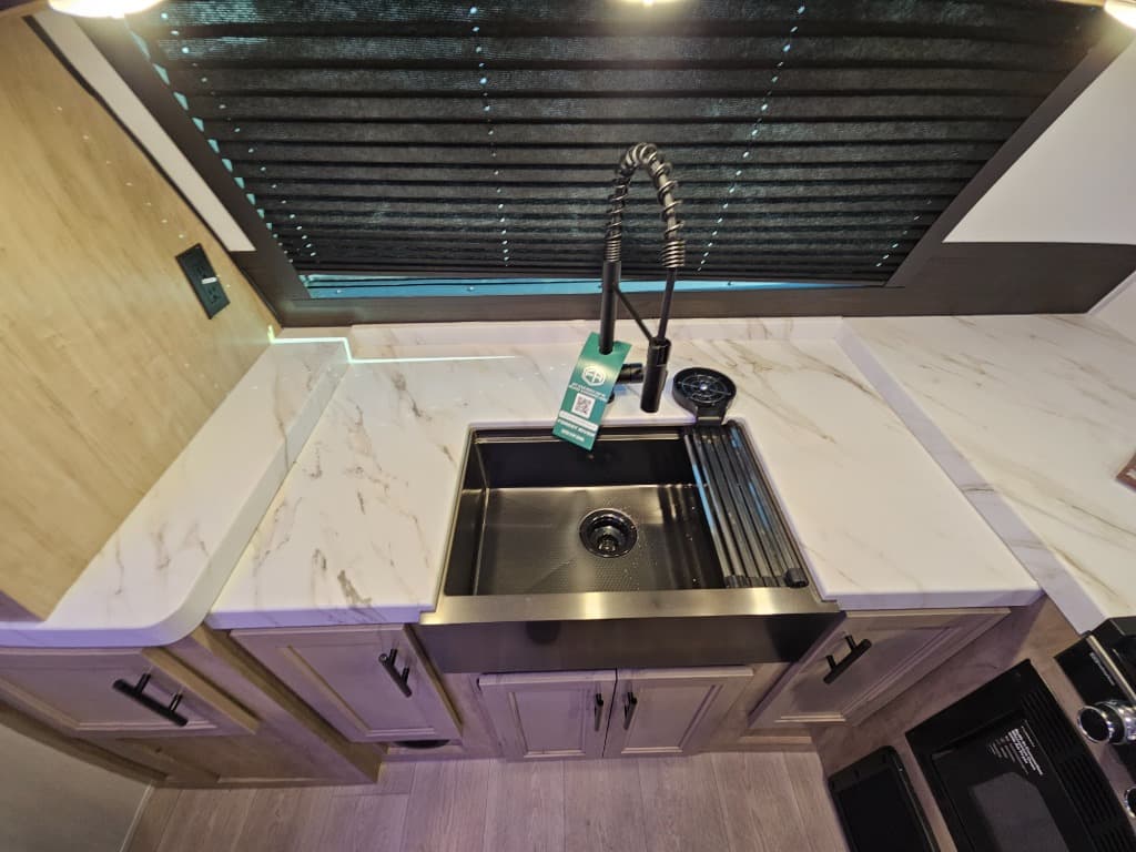 2026 Forest River 2026 Forest River Cherokee Grey Wolf - thumbnail 17