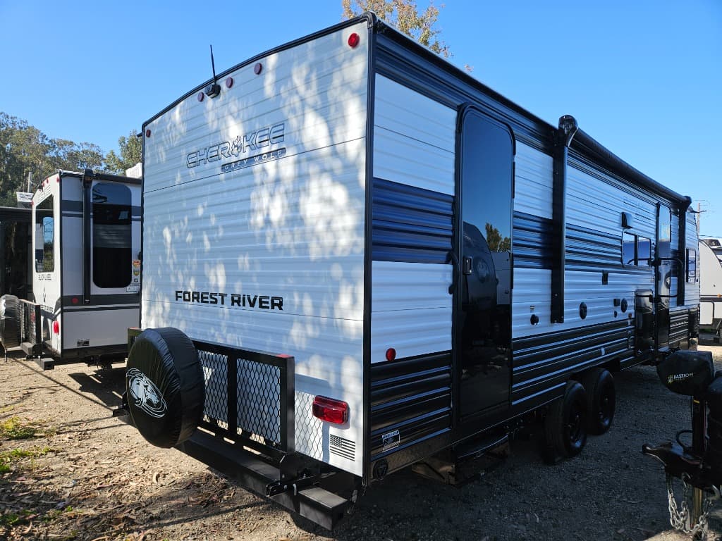 2026 Forest River RV 2026 Forest River RV Cherokee Grey Wolf - thumbnail 3