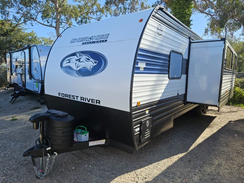 2026 Forest River RV 2026 Forest River RV Cherokee Grey Wolf - thumbnail 6