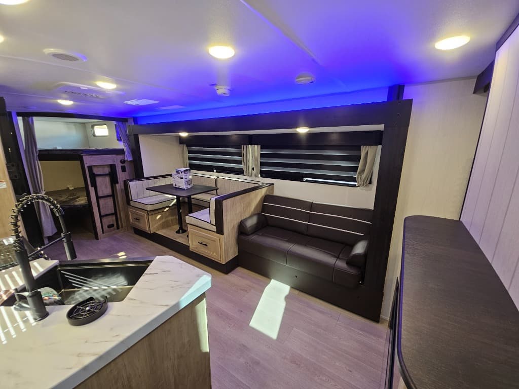 2026 Forest River RV 2026 Forest River RV Cherokee Grey Wolf - thumbnail 8