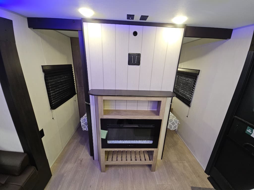 2026 Forest River RV 2026 Forest River RV Cherokee Grey Wolf - thumbnail 25