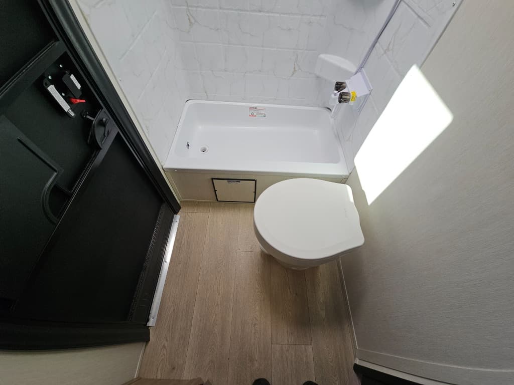 2026 Forest River RV 2026 Forest River RV Cherokee Grey Wolf - thumbnail 34