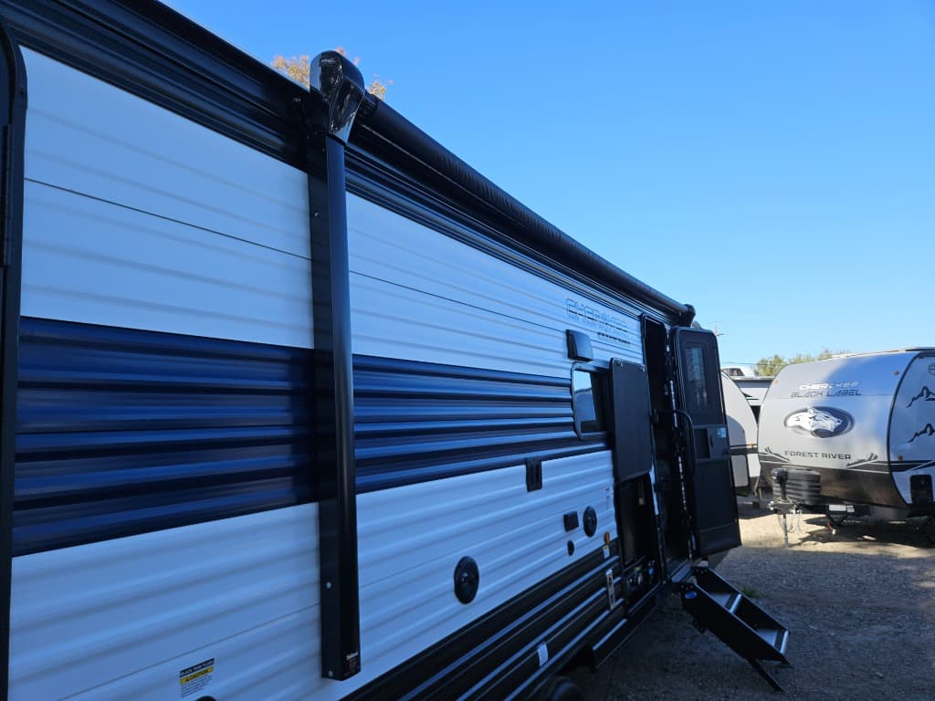 2026 Forest River RV 2026 Forest River RV Cherokee Grey Wolf - thumbnail 53