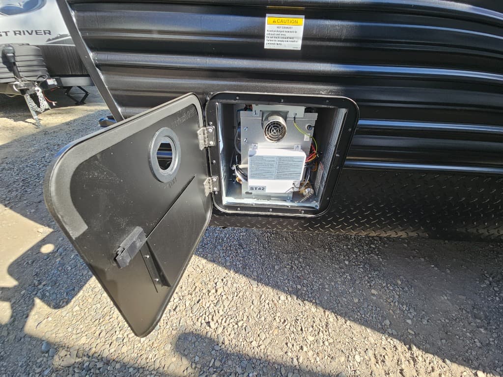 2026 Forest River RV 2026 Forest River RV Cherokee Grey Wolf - thumbnail 58