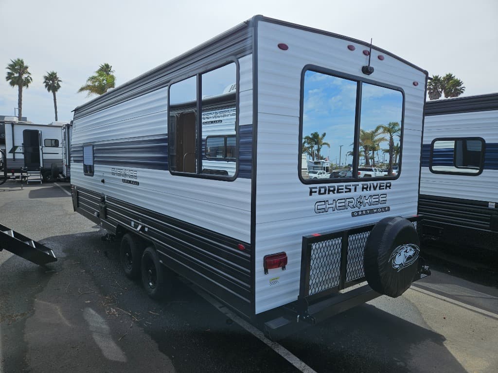 2026 Forest River 2026 Forest River Cherokee Grey Wolf - thumbnail 5