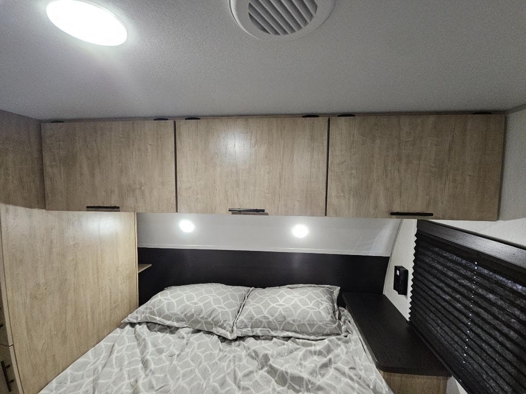 2026 Forest River 2026 Forest River Cherokee Grey Wolf - thumbnail 21