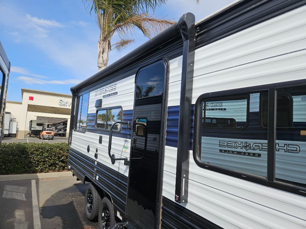 2026 Forest River 2026 Forest River Cherokee Grey Wolf - thumbnail 34