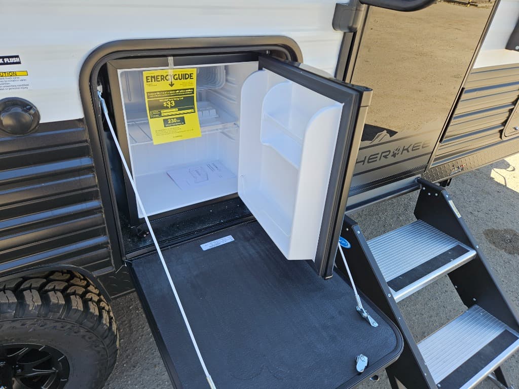 2026 Forest River RV 2026 Forest River RV Cherokee Wolf Pup - thumbnail 33