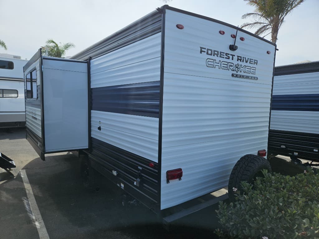 2026 Forest River RV 2026 Forest River RV Cherokee Wolf Pup - thumbnail 6