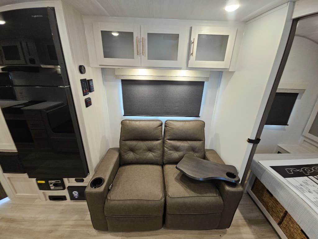 2026 Forest River 2026 Forest River R-Pod - thumbnail 10