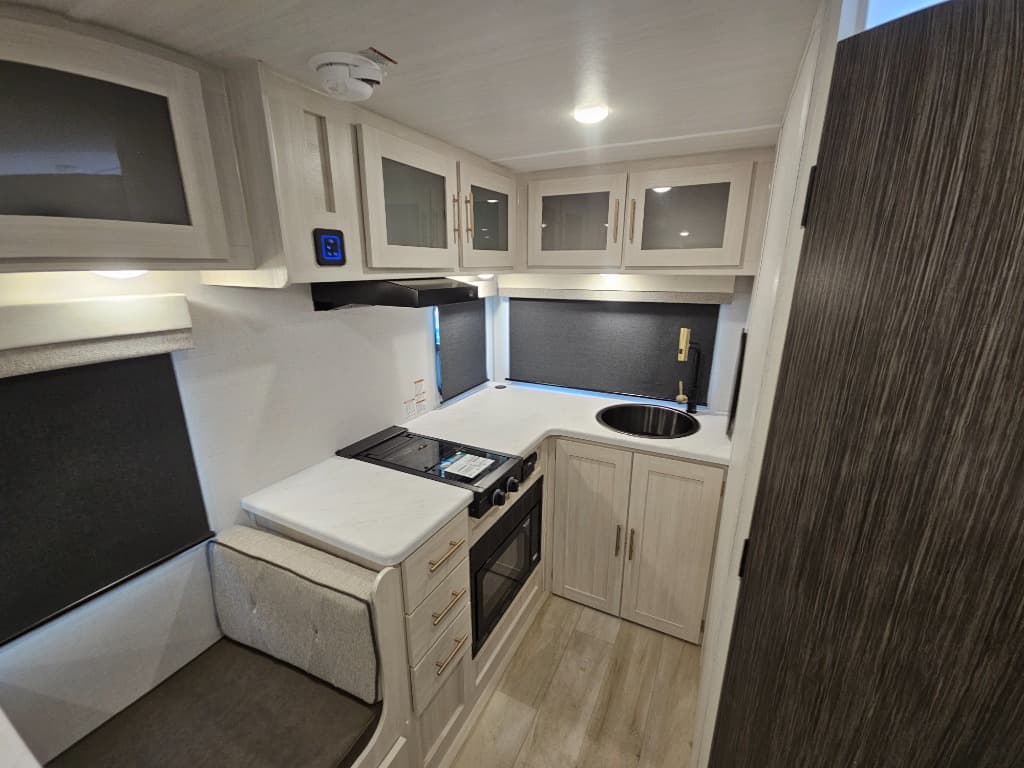 2026 Forest River 2026 Forest River R-Pod - thumbnail 21