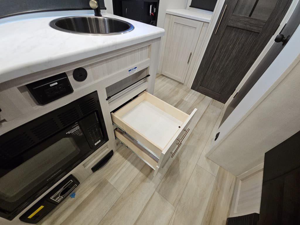 2026 Forest River 2026 Forest River R-Pod - thumbnail 25