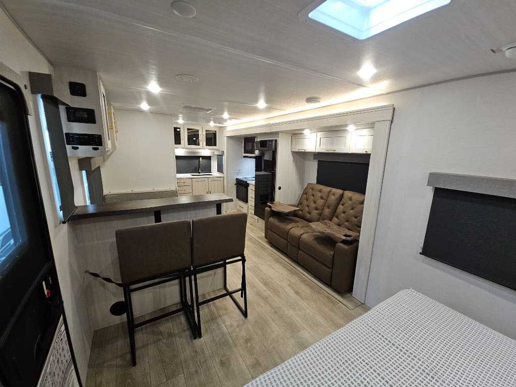 2026 Forest River 2026 Forest River Surveyor Legend - thumbnail 8