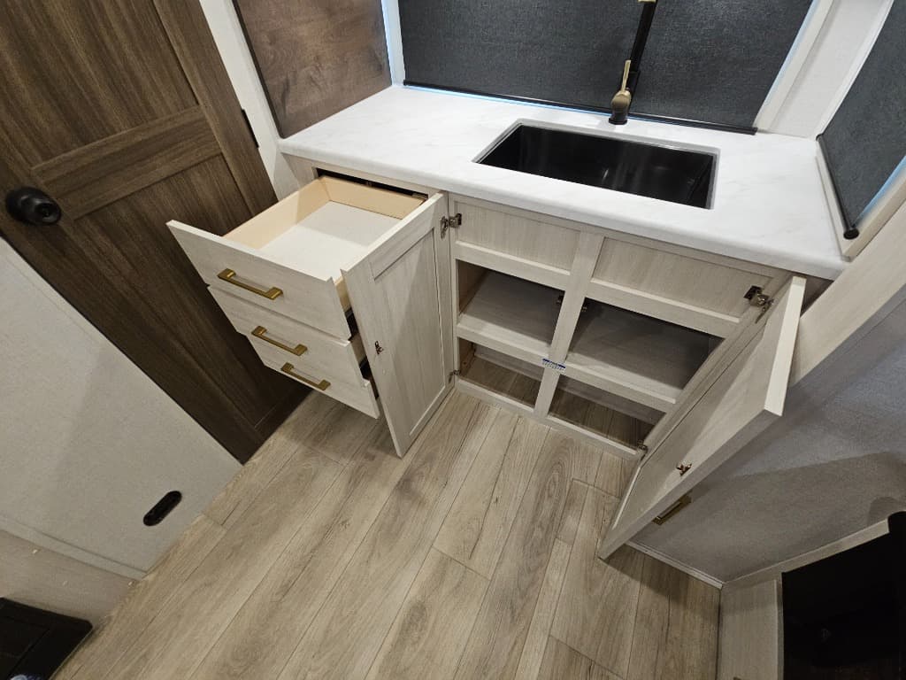 2026 Forest River 2026 Forest River Surveyor Legend - thumbnail 18