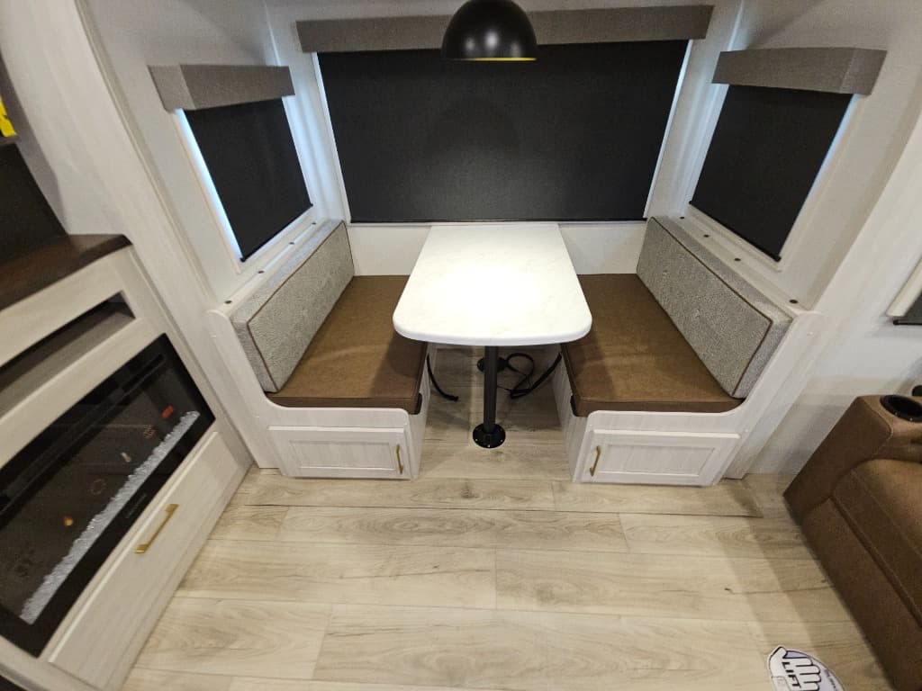 2026 Forest River 2026 Forest River Surveyor Legend - thumbnail 10