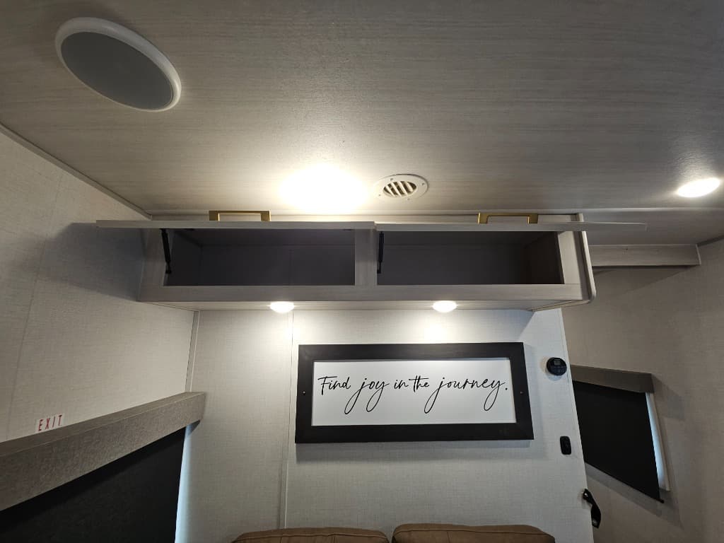 2026 Forest River 2026 Forest River Surveyor Legend - thumbnail 27