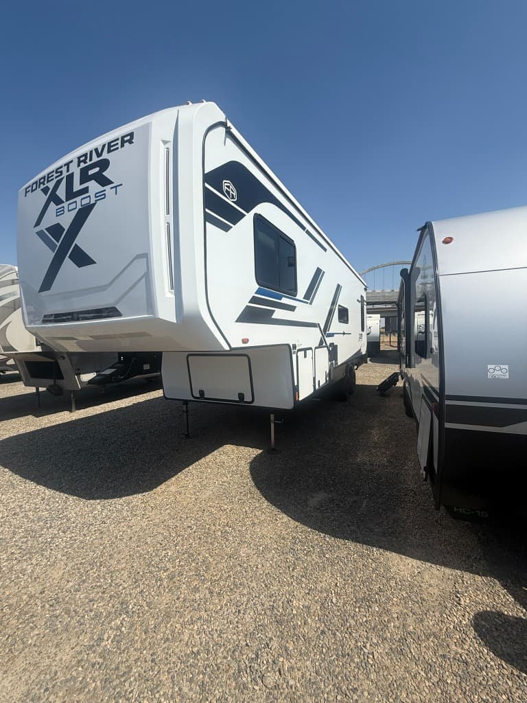 2026 Forest River 2026 Forest River XLR Boost - thumbnail 3