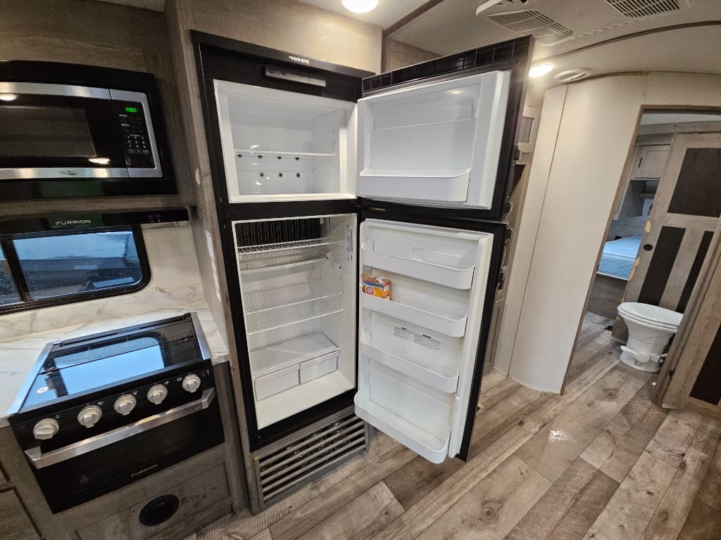 2021 Keystone RV 2021 Keystone RV Outback Ultra-Lite - thumbnail 20