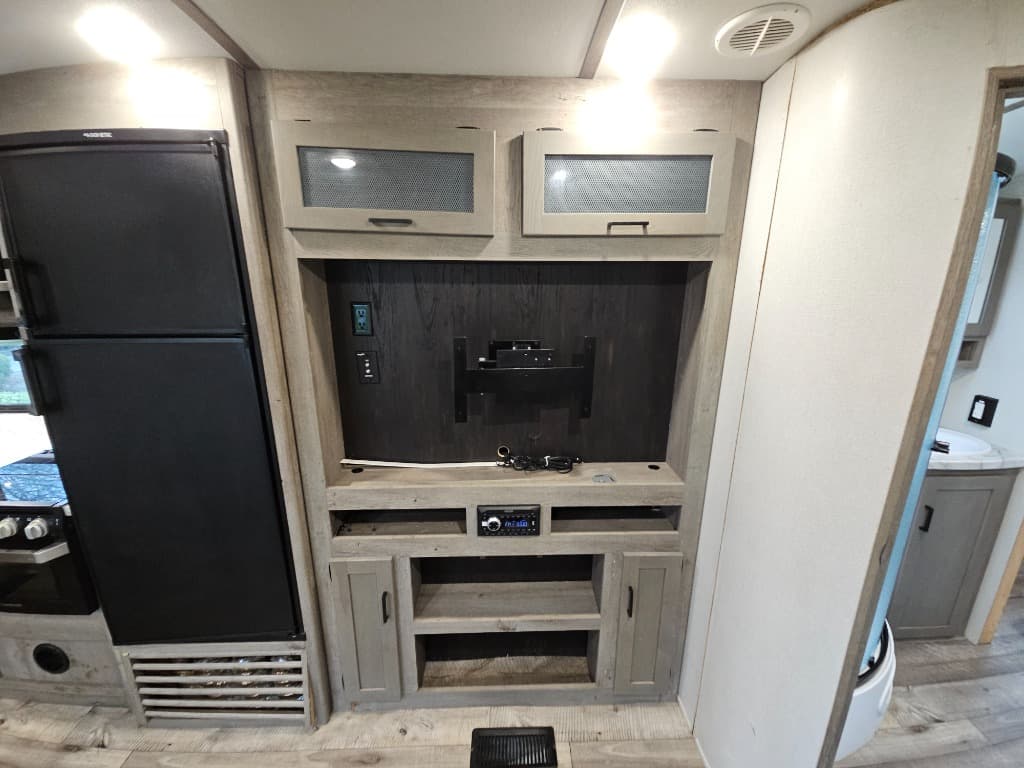 2021 Keystone RV 2021 Keystone RV Outback Ultra-Lite - thumbnail 21