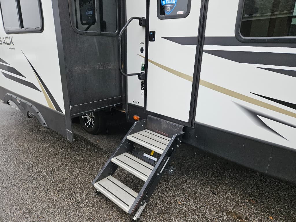 2021 Keystone RV 2021 Keystone RV Outback Ultra-Lite - thumbnail 33