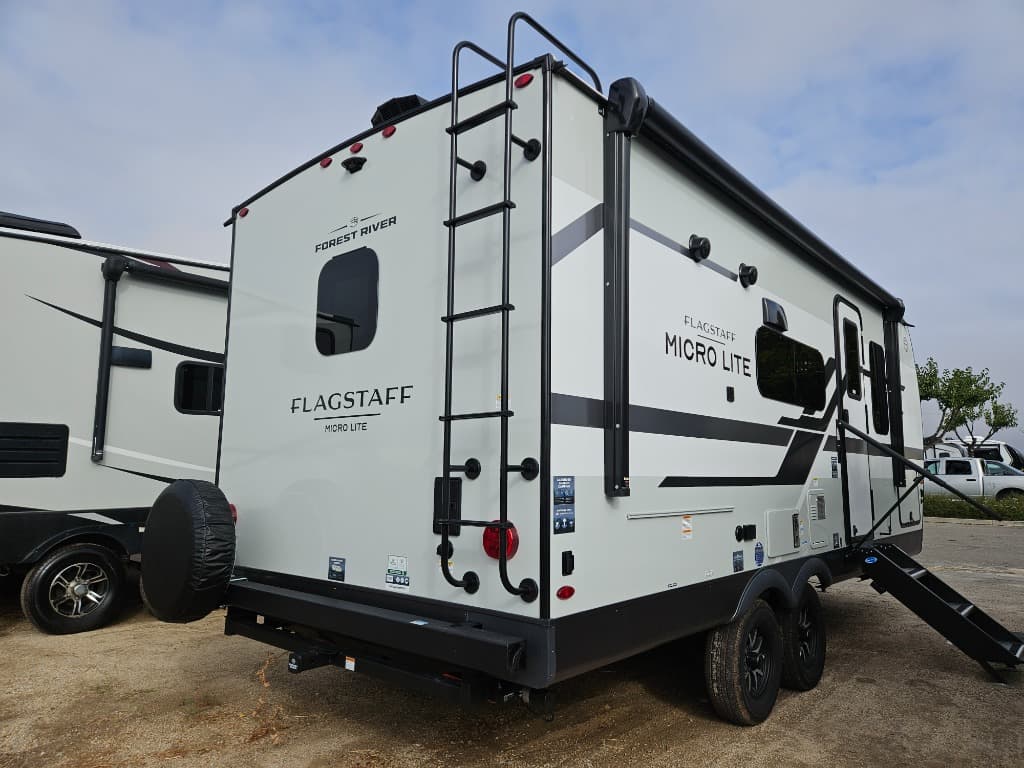 2026 Forest River 2026 Forest River Flagstaff Micro Lite - thumbnail 3
