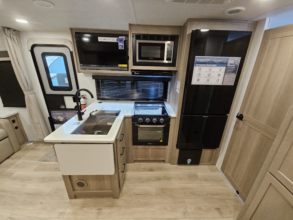 2026 Forest River 2026 Forest River Flagstaff Micro Lite - thumbnail 16
